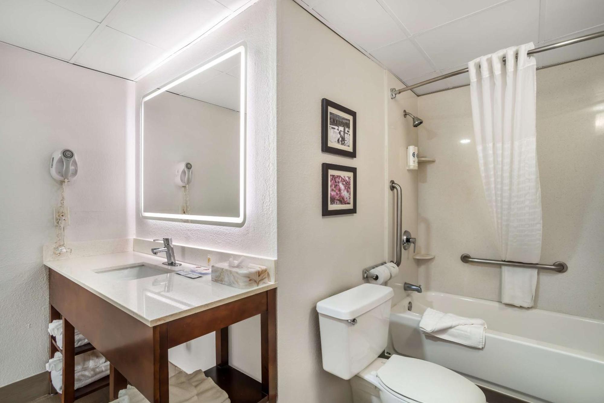 Locanda Comfort Airport Uptown Charlotte